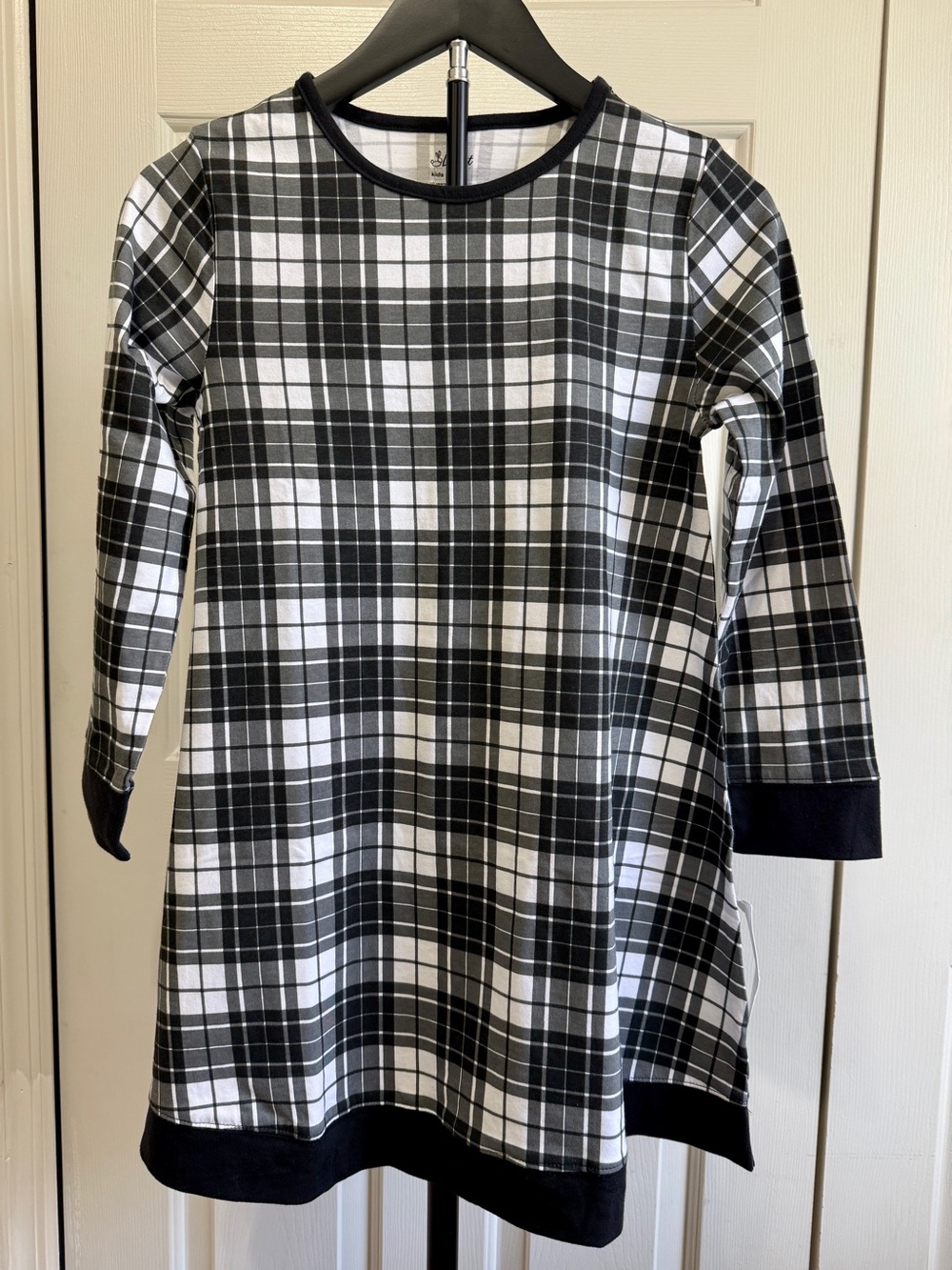 Girls' Black & White Plaid Long-Sleeve Casual Dress